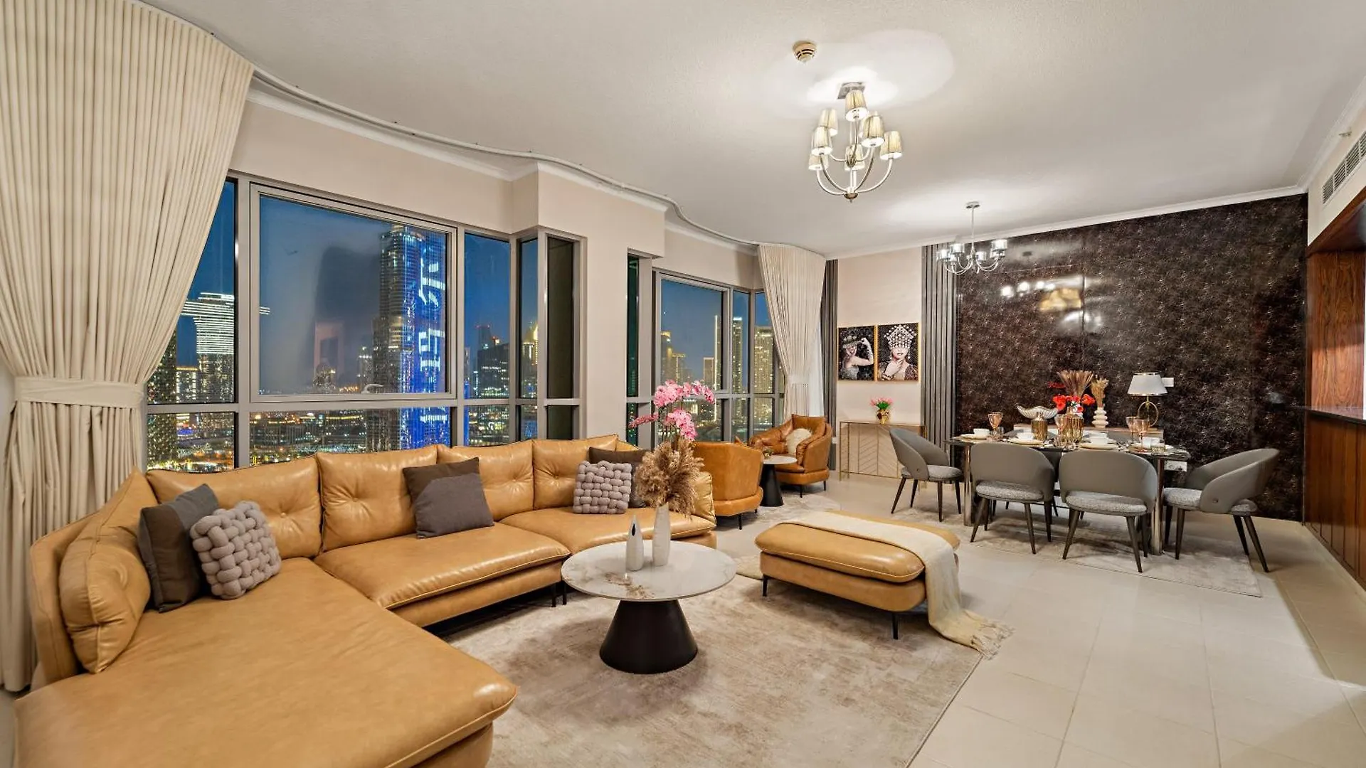 Lägenhet Ace Luxe, 2Br, Downtown, Burj Khalifa & Dubai Fountain View, 5 Mins Walk To Dubai Mall