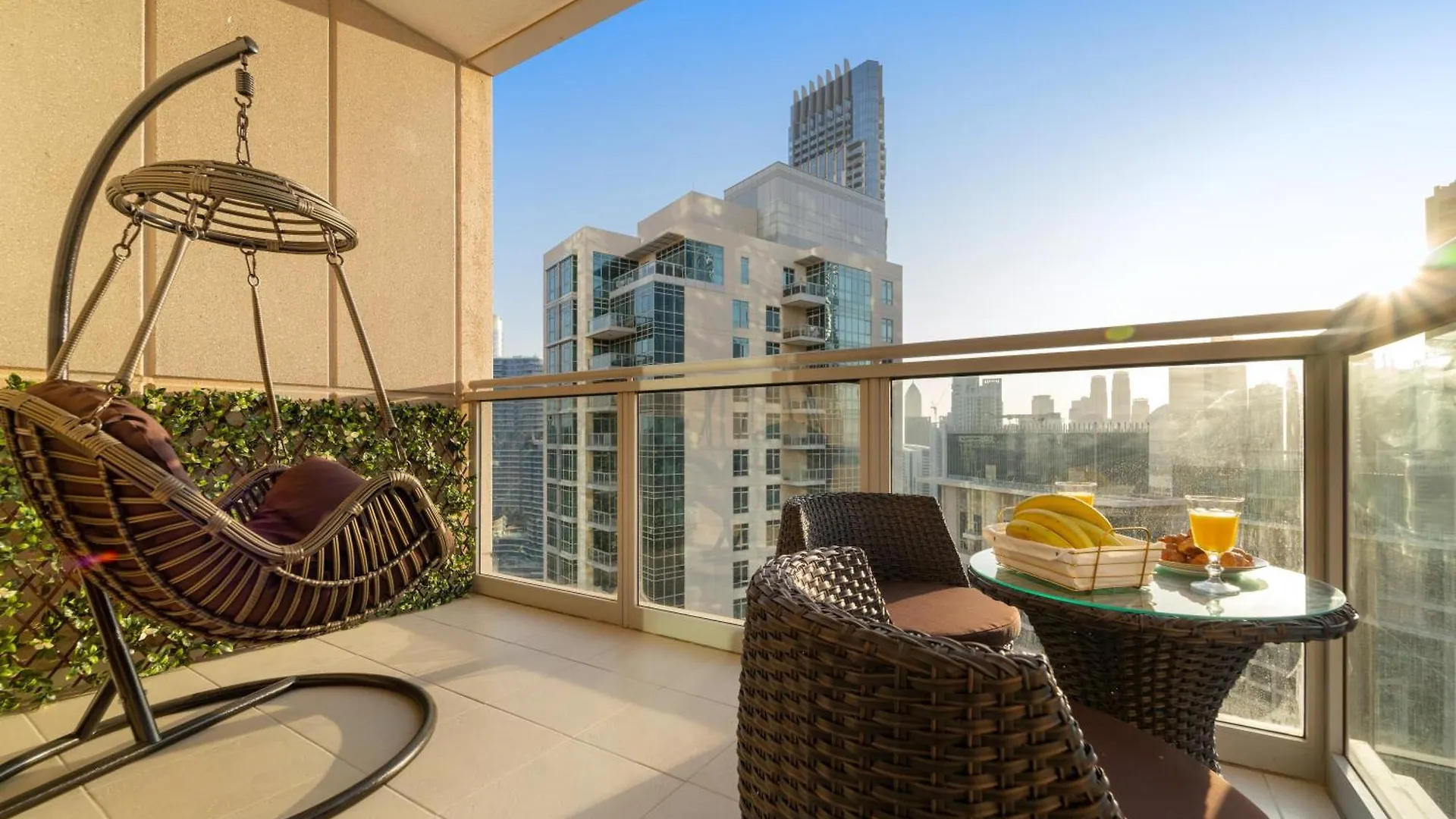 Ace Luxe, 2Br, Downtown, Burj Khalifa & Dubai Fountain View, 5 Mins Walk To Dubai Mall